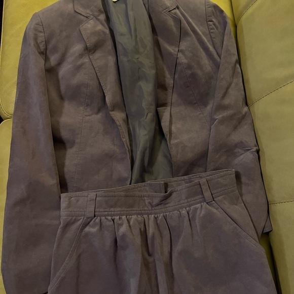 Vintage lilac suede women’s pant suit - Picture 2 of 6